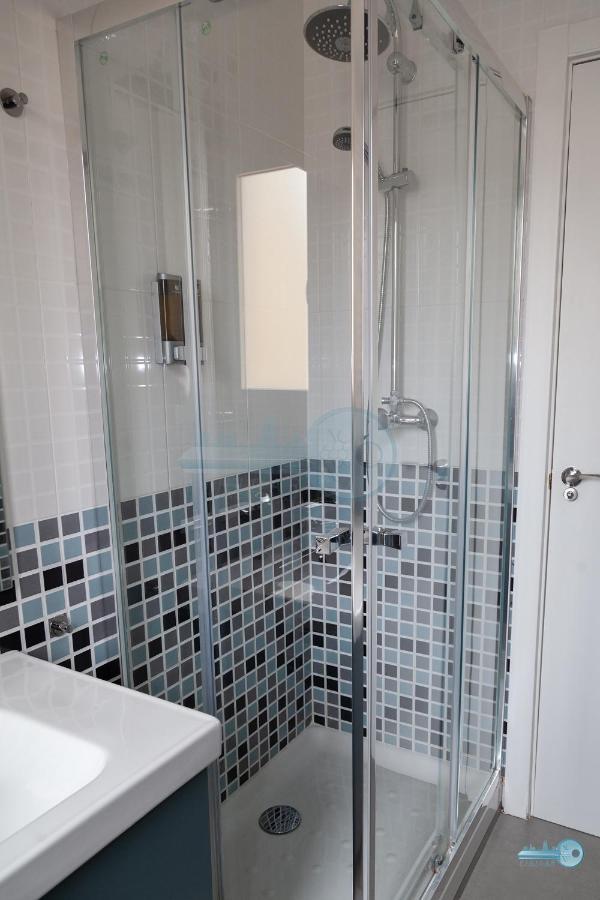 Piso Centrico Y Moderno En Vivienda De Uso Turistico *